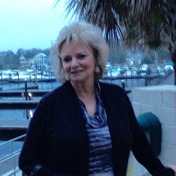 Meet your Posher, Susan - Picture 1 of 1